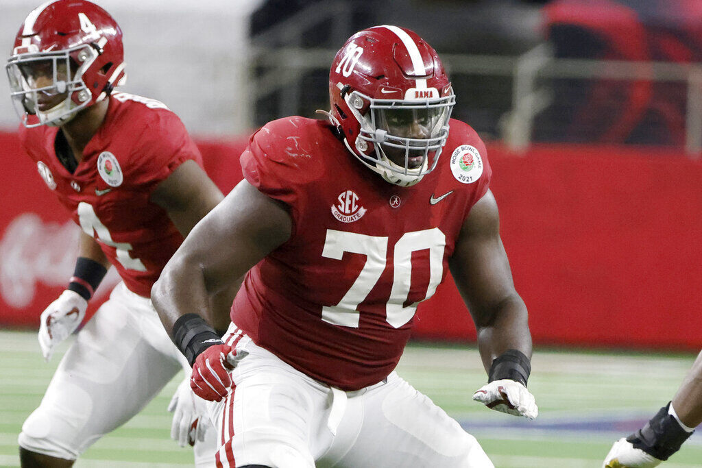 4. Alex Leatherwood (Sr., Alabama, 6-4, 312)